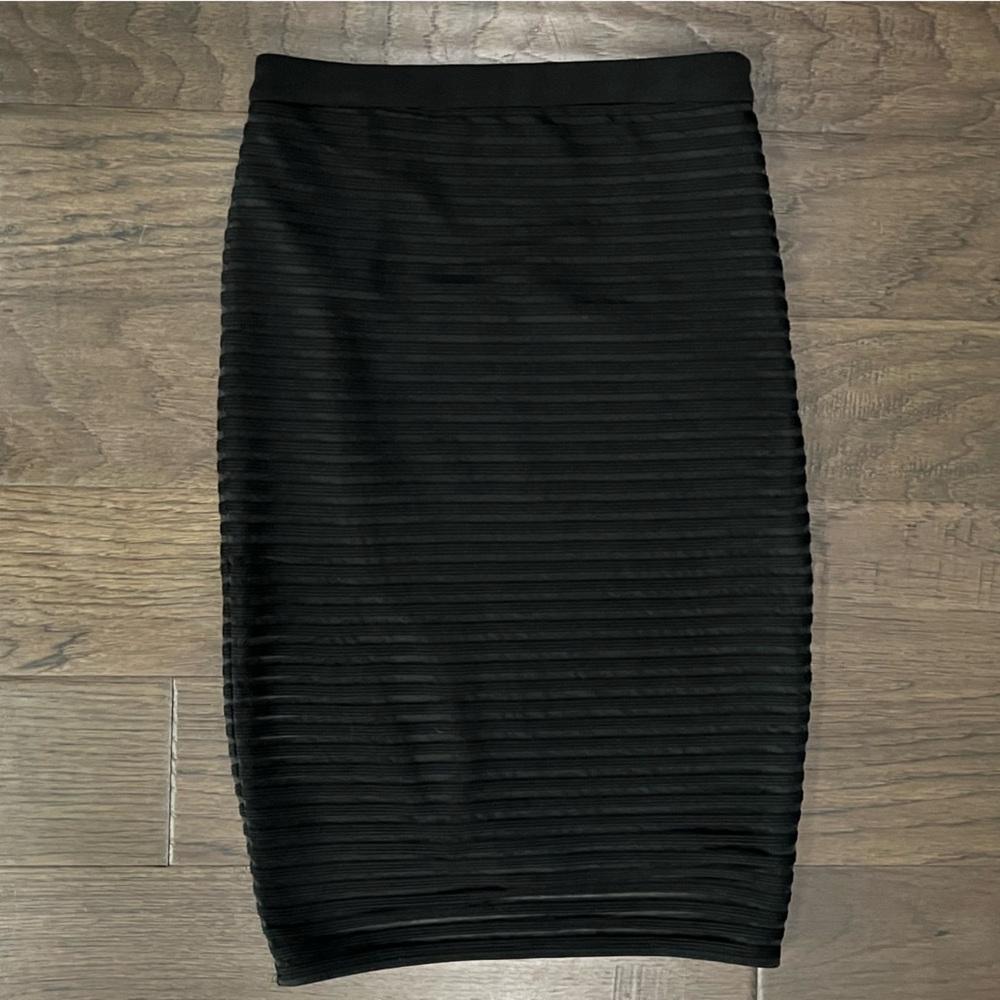 Ava. Pencil Skirt